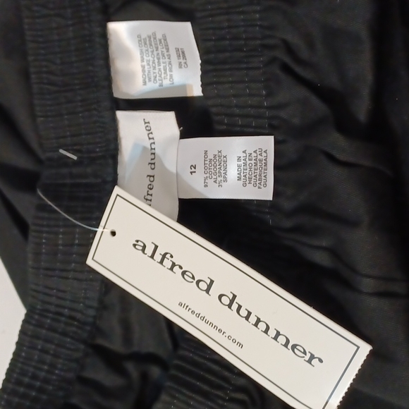 Women's Alfred Dunner Classics Black Proportioned Medium Twill Pants - Picture 7 of 12